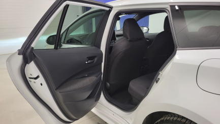 Zdjęcie przedmiotu: Suzuki Swace 1.8 Hybrid Premium Plus CVT