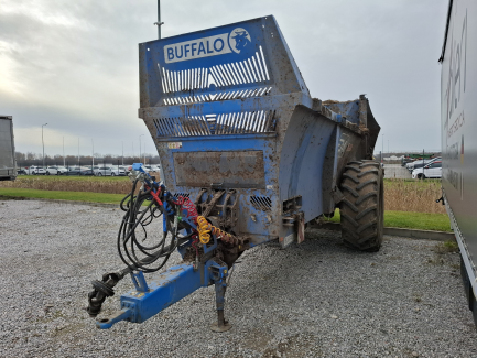 Rozrzutnik obornika EUROMILK BUFFALO RX 1250