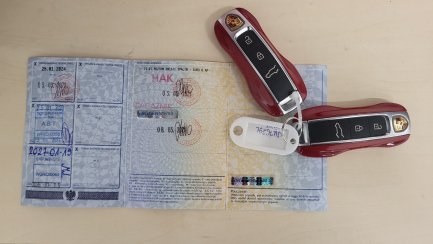 Zdjęcie przedmiotu: Porsche Cayenne Turbo Błędny wpis mocy i pojemności silnika w DR