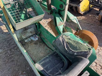 Zdjęcie przedmiotu: Rowkowa sadzarka leśna Masarykův les Křtiny RZS-1 