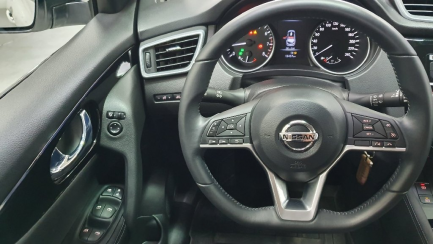 Zdjęcie przedmiotu: Nissan Qashqai Hatchback