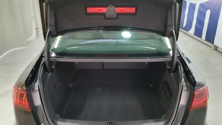 Zdjęcie przedmiotu: Audi A6 sedan A6 2.0 TDI ultra S tronic