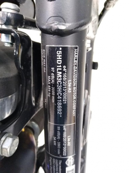 Zdjęcie przedmiotu: Harley Davidson Sportster Roadster