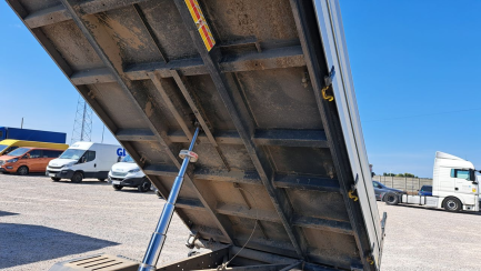 Zdjęcie przedmiotu: Iveco DAILY E6 3.5t Oświadczenie o utracie DR