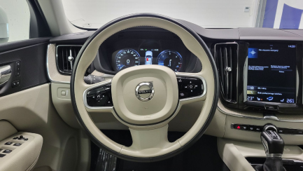 Zdjęcie przedmiotu: Volvo XC60 D4 SCR AWD Inscription aut