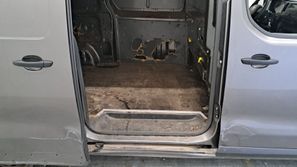 Zdjęcie przedmiotu: Toyota PROACE 2.0 CRD E6.2 3.1t Long Active