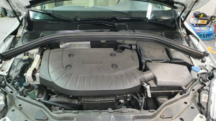 Zdjęcie przedmiotu: Volvo XC60 D5 AWD Summum aut