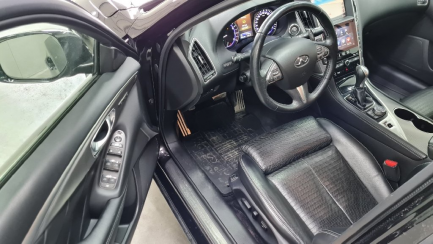 Zdjęcie przedmiotu: Infiniti Q50 2.0t Sport Sound Studio by Bose aut