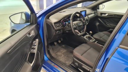 Zdjęcie przedmiotu: Ford Focus 1.0 EcoBoost ST-Line Business