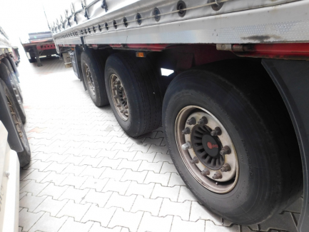 Zdjęcie przedmiotu: AUCTION OF THE DAY WIELTON NS3K Curtain trailer