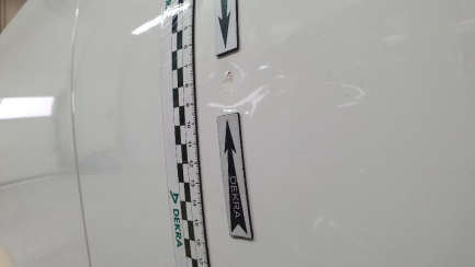 Zdjęcie przedmiotu: Mercedes-benz E 220d 9G-TRONIC