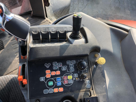 Zdjęcie przedmiotu: Steyr 6185 CVT Eco-Tech farm tractor