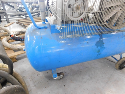 Zdjęcie przedmiotu: A set for spraying and polyurethane injection