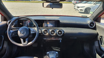 Zdjęcie przedmiotu: Mercedes-benz A 180d Style 7G-DCT