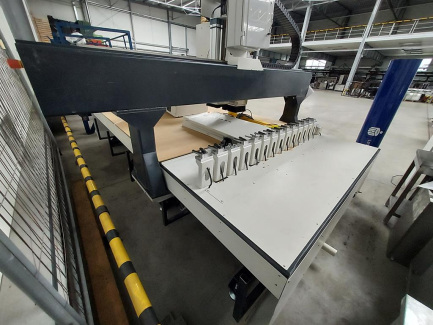 Zdjęcie przedmiotu: Frezarka CNC INFOTEC 3121 EVO BASIC