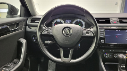 Zdjęcie przedmiotu: Skoda Superb 2.0 TDI L&K DSG