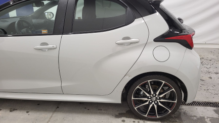 Zdjęcie przedmiotu: Toyota Yaris Hybrid 1.5 GR Sport