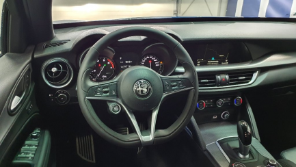Zdjęcie przedmiotu: ALFA ROMEO Stelvio Combi