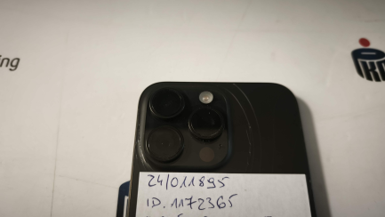Zdjęcie przedmiotu: Телефон/смартфон Apple iPhone 15 Pro Max 256GB White Titanium, виробничий код MU783PX/A