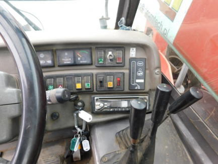 Zdjęcie przedmiotu: Manitou BF telescopic loader, 44158 Ancenis Cedex France MT 1740 SLT