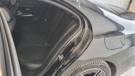 Zdjęcie przedmiotu: Mercedes-benz E 300 e AMG LINE PREMIUM 4Matic