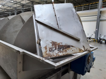 Zdjęcie przedmiotu: UNIMASZ SCH-2100/10 screw cooler - 2 pcs.