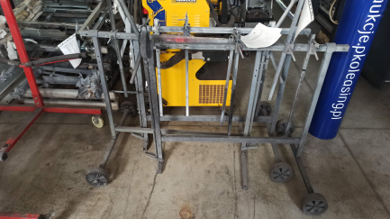 Zdjęcie przedmiotu: Set of painting accessories.