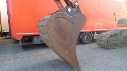 Zdjęcie przedmiotu: DOOSAN Infracore Co., Ltd. DX530LC-3 tracked excavator