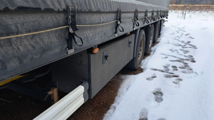 Zdjęcie przedmiotu: KAESSBOHRER MEGA Skrzyniowa