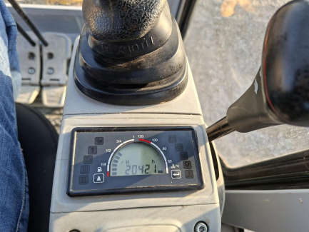 Zdjęcie przedmiotu: Mini koparka WACKER NEUSON ET18