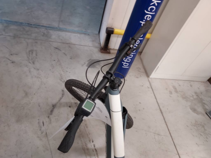 Zdjęcie przedmiotu: Electric bike TREK POWERFLY 4 2 EU XS 27.5 BL-WT