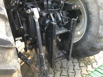Zdjęcie przedmiotu: Steyr 6185 CVT Eco-Tech farm tractor