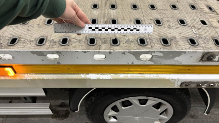 Zdjęcie przedmiotu: FORD/PARTNER TRANSIT 350 2.0 TDCi DPF E6.2 3.5t L5 Ambiente