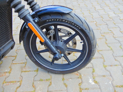 Zdjęcie przedmiotu: Harley Davidson STREET 750