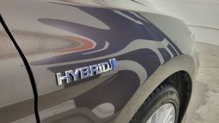 Zdjęcie przedmiotu: Toyota Camry 2.5 Hybrid Executive CVT