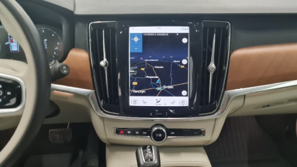 Zdjęcie przedmiotu: Volvo V90 D4 Momentum Pro aut