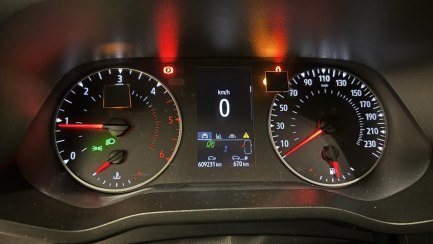 Zdjęcie przedmiotu: RENAULT Trafic Combi 2.0 dCi MR`21 E6d 3.1t L2 Equilibre
