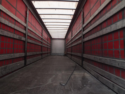 Zdjęcie przedmiotu: SCHMITZ SCB * S3T curtain semi-trailer