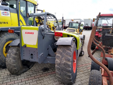 Zdjęcie przedmiotu: CLAAS 415 415-01 / 6030 Scorpion telescopic loader
