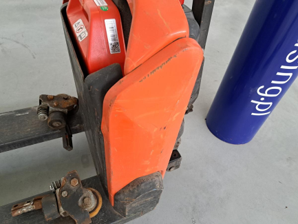 Zdjęcie przedmiotu: Wózek paletowy elektryczny BT Tyro LHE130
