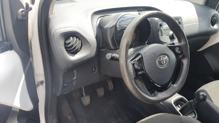 Zdjęcie przedmiotu: Toyota Aygo 1.0 VVT-i X