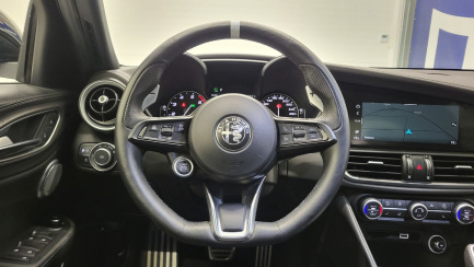 Zdjęcie przedmiotu: ALFA ROMEO Giulia 2.0 Turbo Veloce aut