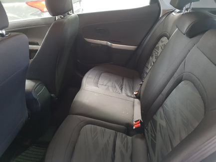 Zdjęcie przedmiotu: Kia Cee'd 1.6 CRDi M