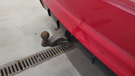 Zdjęcie przedmiotu: Porsche Cayenne Turbo Błędny wpis mocy i pojemności silnika w DR