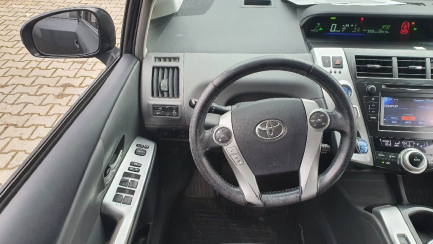 Zdjęcie przedmiotu: Toyota Prius 1.8 HSD Premium