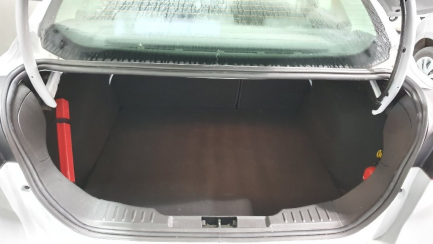 Zdjęcie przedmiotu: Ford Focus sedan 1.6 Trend