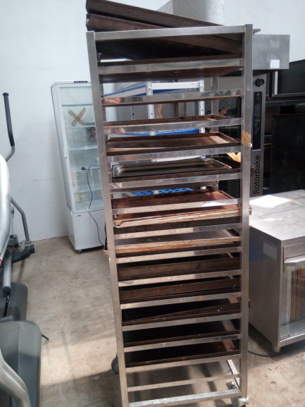 Zdjęcie przedmiotu: GASTRONOMIC EQUIPMENT