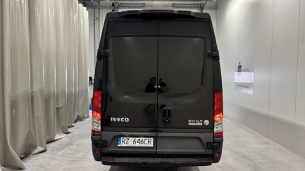 Zdjęcie przedmiotu: Iveco Daily 35S18 V Hi-Matic E6 3.5t