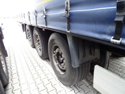 Zdjęcie przedmiotu: KRONE SD curtain semi-trailer