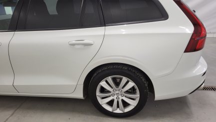 Zdjęcie przedmiotu: Volvo V60 B3 B Momentum Core aut